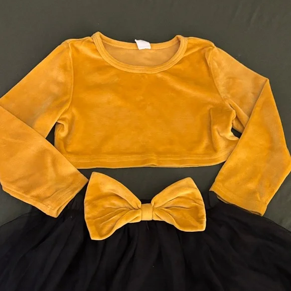 Set - Picture 2 of 3